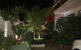 Holiday & House - Imparato Carini Costa Verde